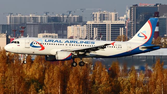VQ-BRE:Airbus A320-200:Уральские авиалинии